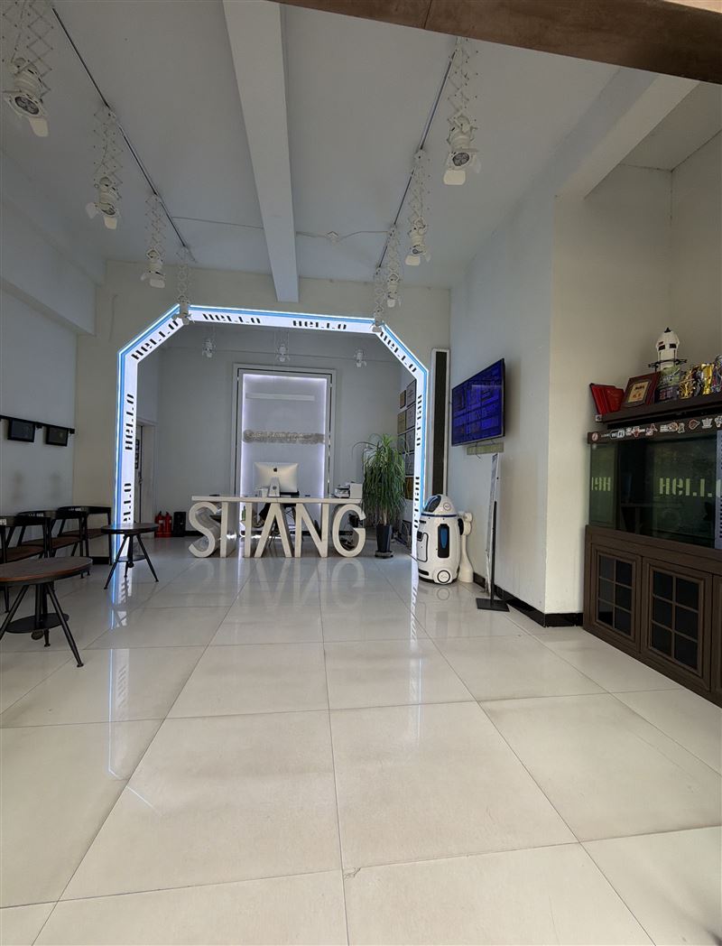 招聘民族舞老师3名 Hiphop老师2名